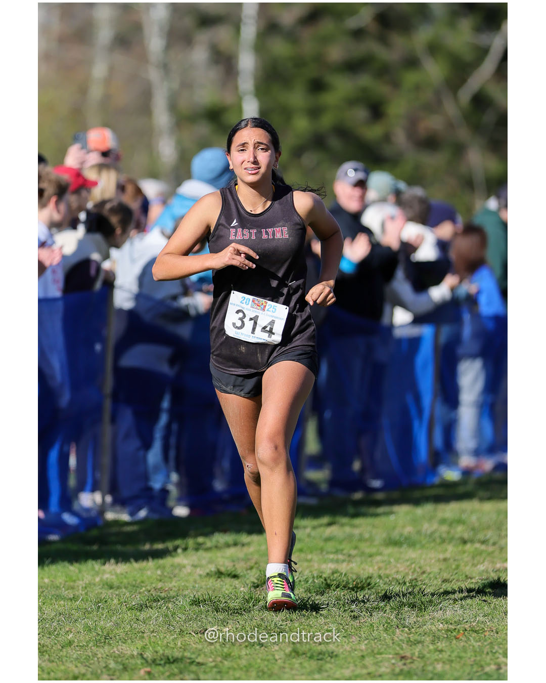 Olivia Ibrahim, East Lyme High School, P204, 23:14.24 - New England Cross Country State Championship - Thetford Vt - November 8, 2025 File: ./dir-1-Girls-Championship/251108-2025-New England-Cross-Country-Championships-Thetford-VT-373-296A6404.jpg Olivia Ibrahim, East Lyme High School, P204, 23:14.24 - New England Cross Country State Championship - Thetford Vt - November 8, 2025 – 202…